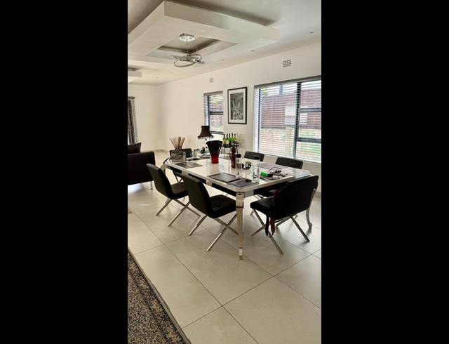 4 BEDROOM HOUSE FOR SALE IN NORWOOD